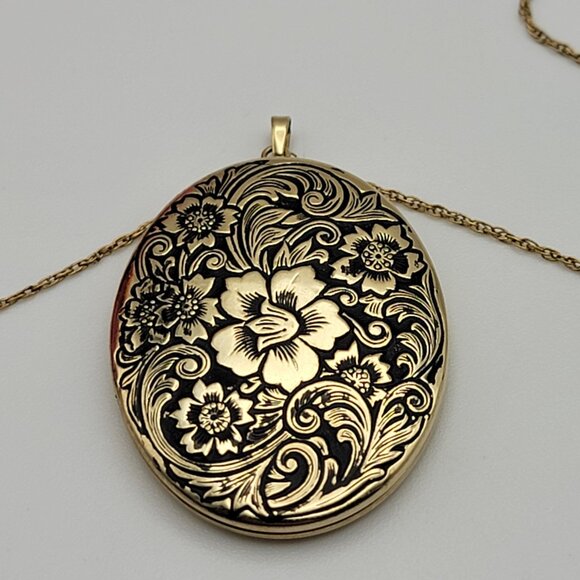Vtg. 14K Yellow Gold Filled Floral Embossed Photo Locket Pendant Necklace 19.5" - Picture 2 of 9